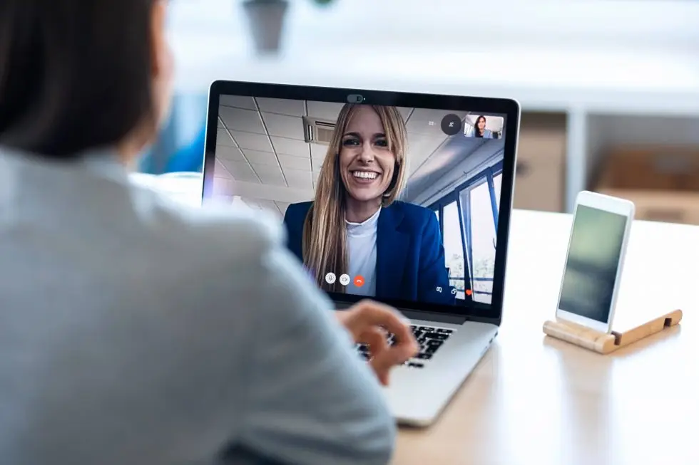Essential Business Communication Tools for the Workplace / Azentro Voice Vision Data