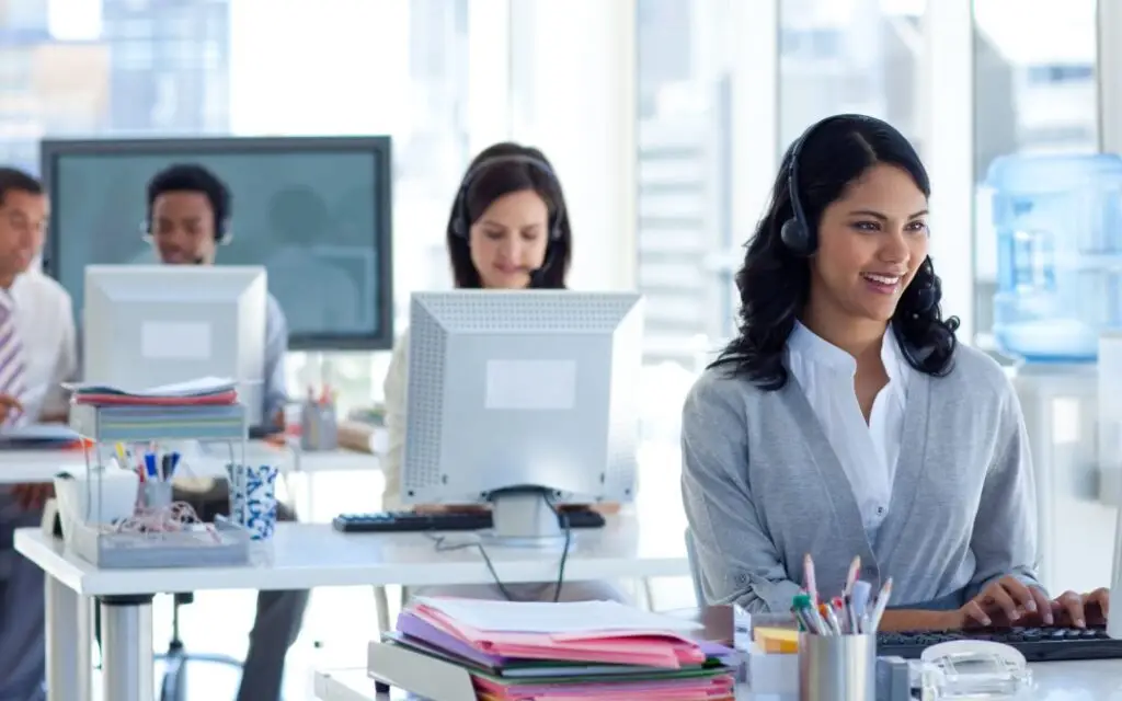 What is the best business phone set-up for your business? / Azentro / Voice Vision Data
