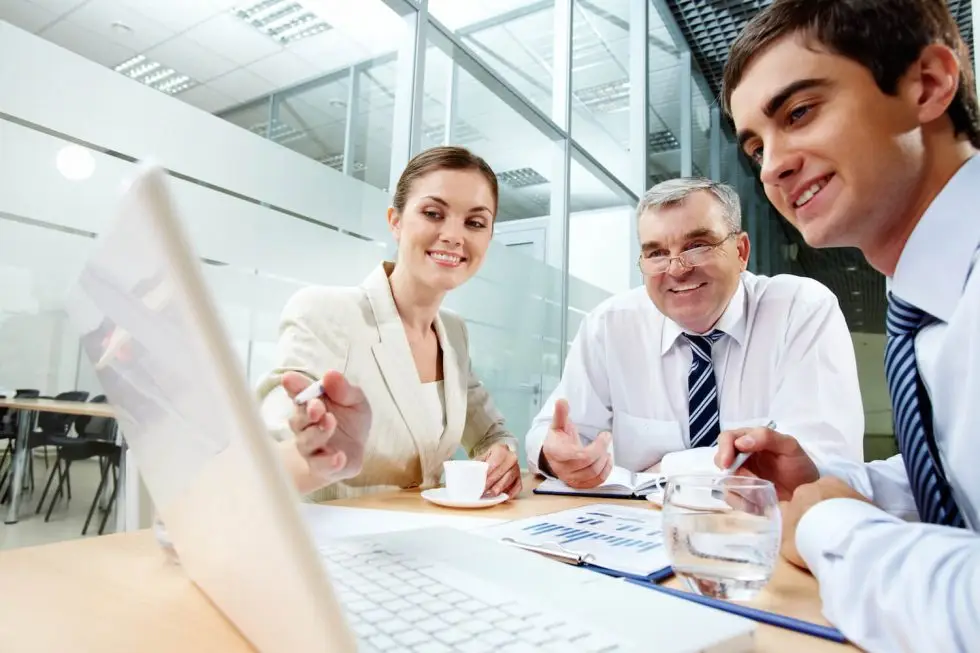 Communication & collaboration tools to make your business work smarter & faster / Azentro Voice Vision Data
