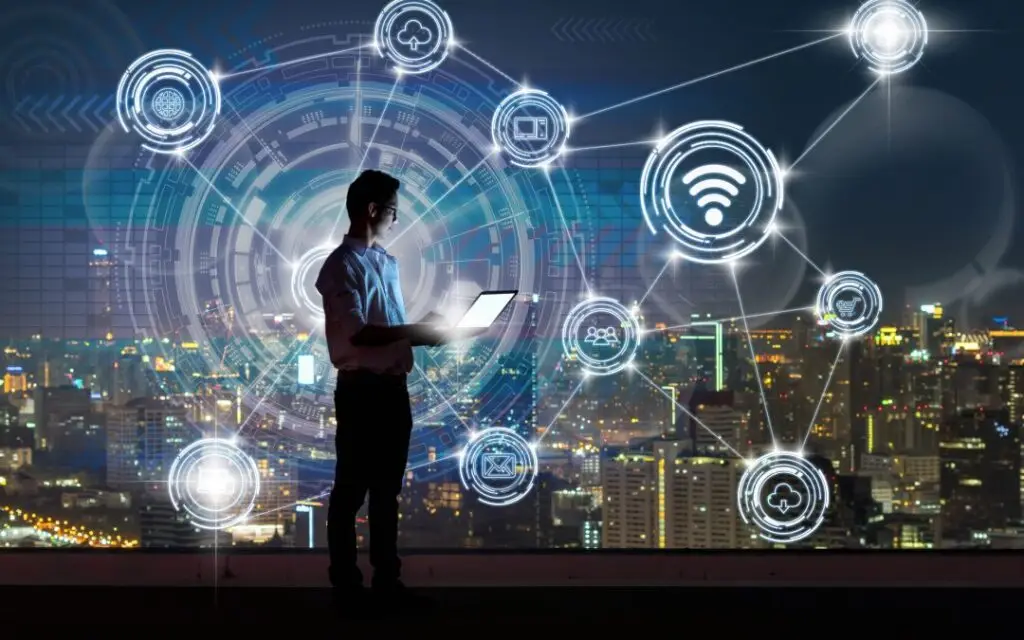 We have seen IoT for consumers, so how does IoT in business work? / Azentro / Voice Vision Data