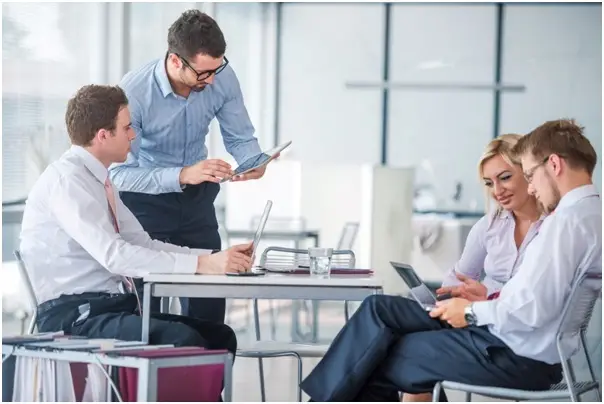 The Mobile Device Management Challenges Businesses Face / Azentro / Voice Vision Data