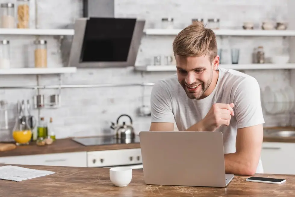 Virtual Work Environments: Secure, Streamlined Operations / Azentro / Voice Vision Data