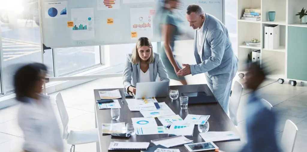 Why Businesses are Switching to Intelligent Unified Communications (UC) - Hexicor blog